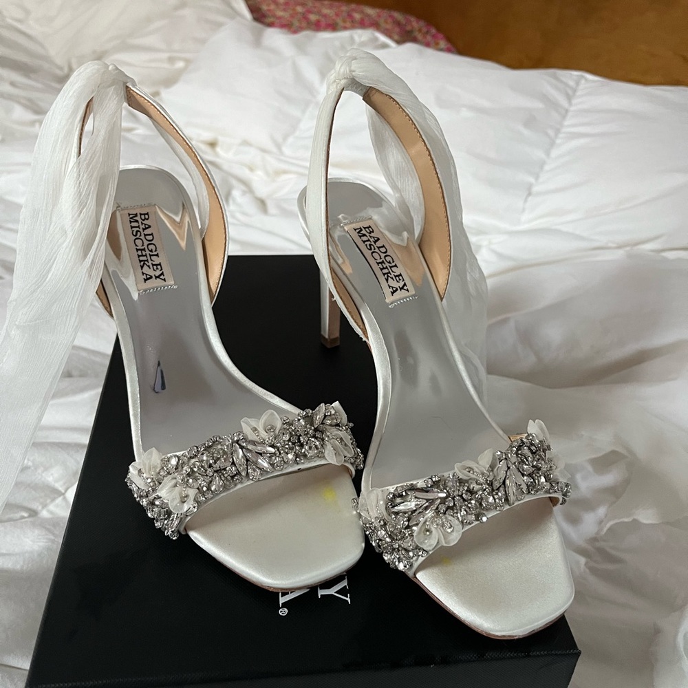 Badgley Mischka Heels